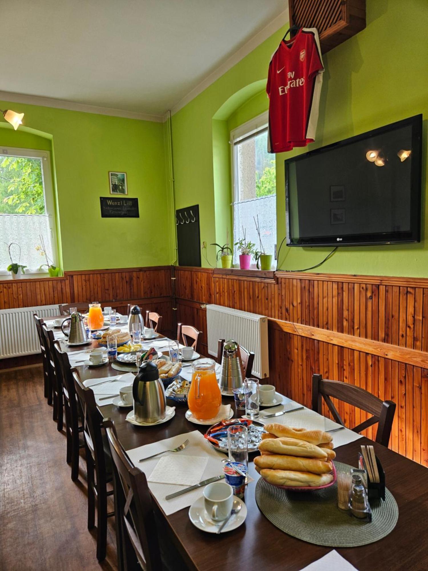 Guest House Pod Lesem Merklin Εξωτερικό φωτογραφία